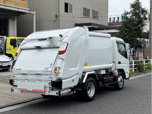 三菱 ｷｬﾝﾀｰ 6