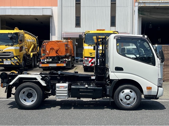 日野 ﾃﾞｭﾄﾛ 7