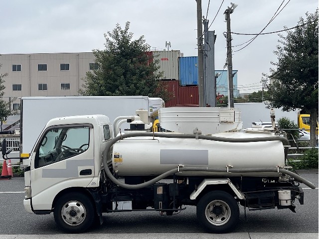 日野 ﾃﾞｭﾄﾛ 4