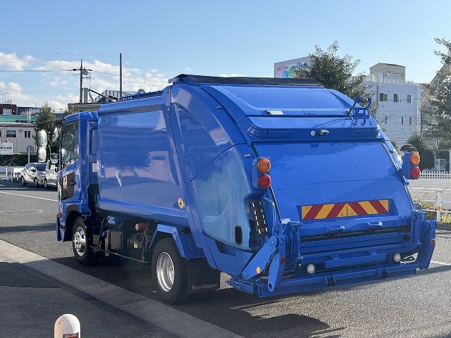 UDﾄﾗｯｸｽ ｺﾝﾄﾞﾙ 4