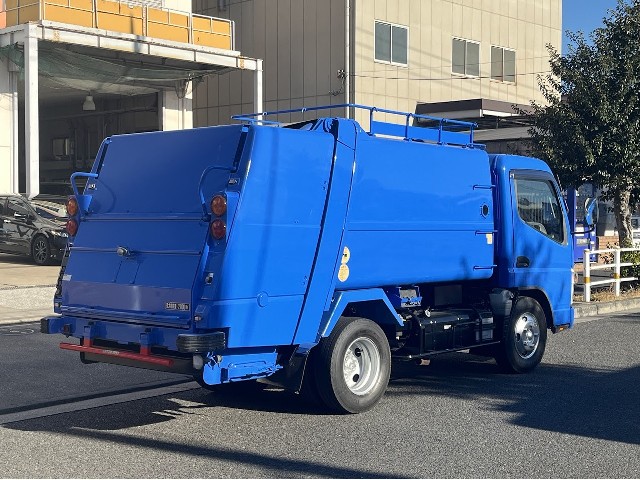 三菱 ｷｬﾝﾀｰ 6